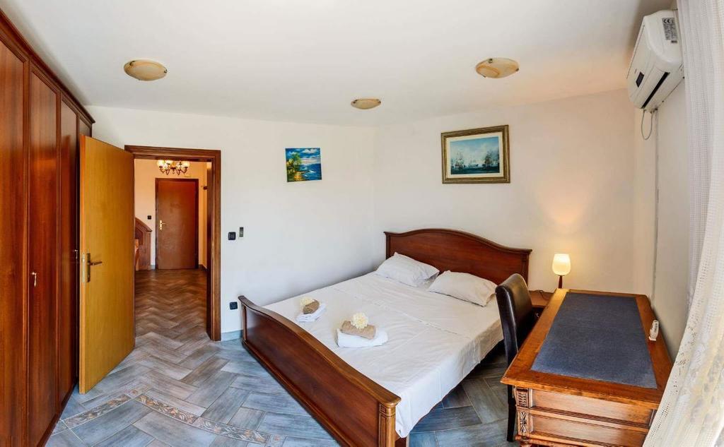 Rooms Laura Медулин Екстер'єр фото