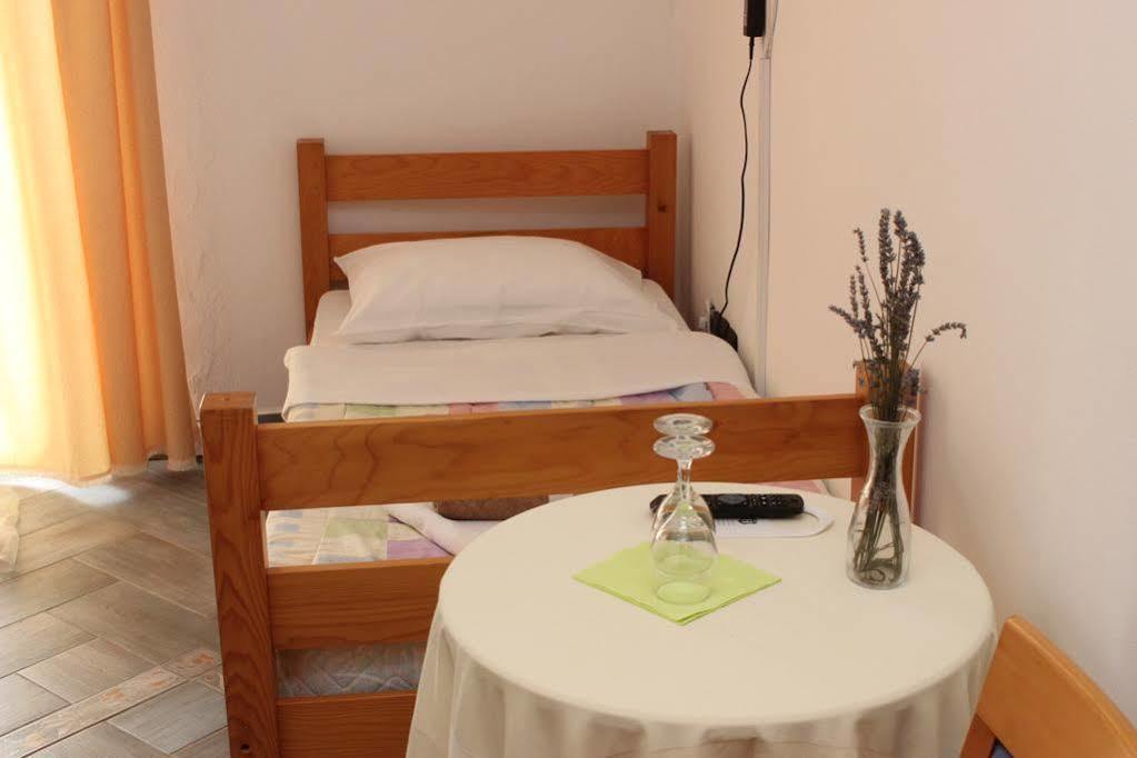 Rooms Laura Медулин Екстер'єр фото