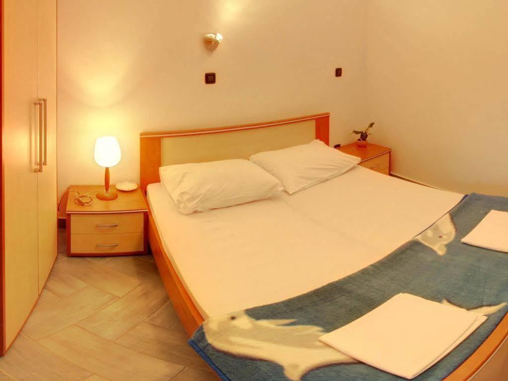 Rooms Laura Медулин Екстер'єр фото
