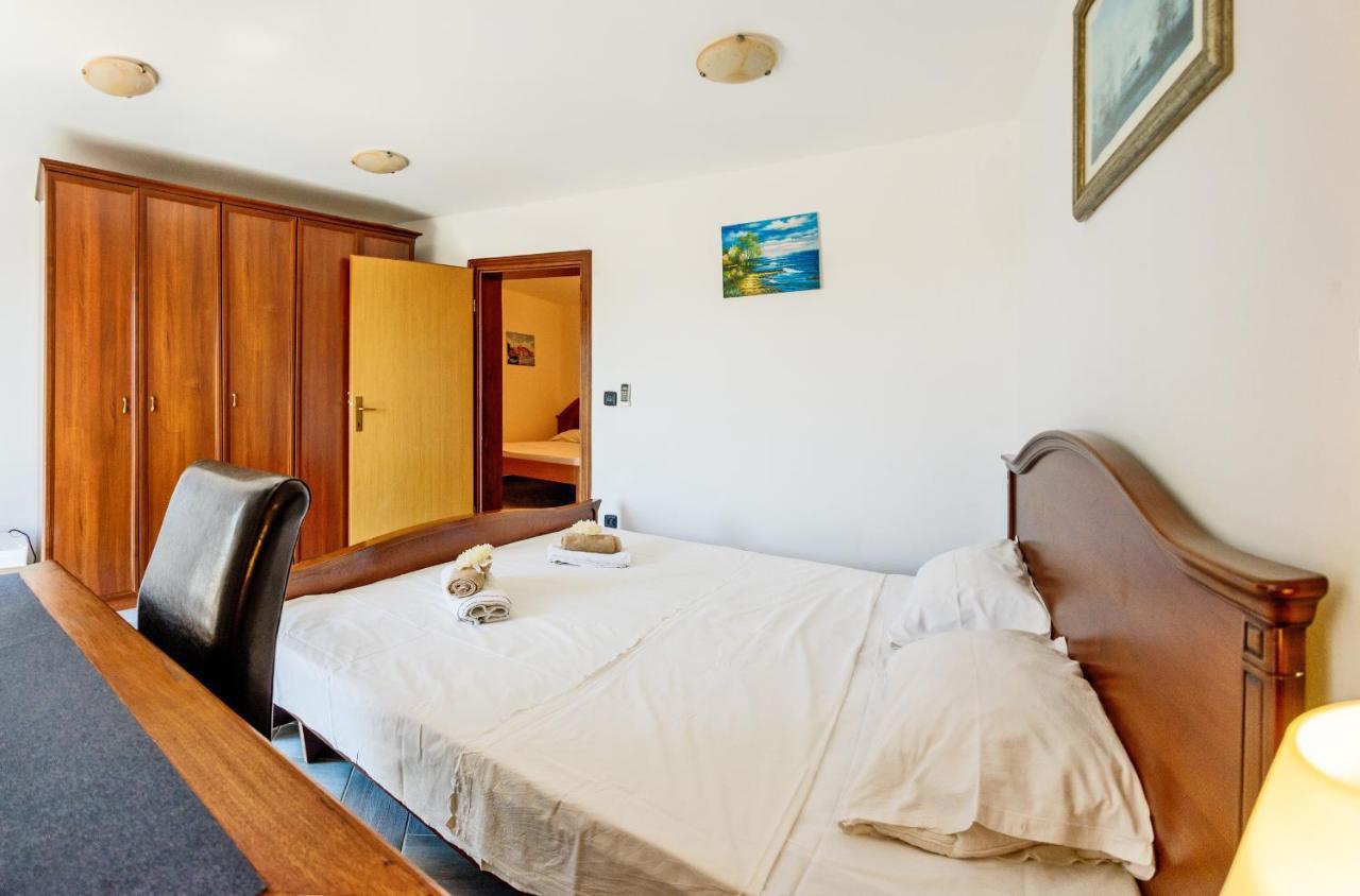 Rooms Laura Медулин Екстер'єр фото